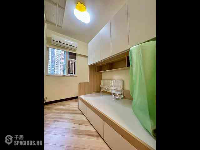 Shek Tong Tsui - Kwan Yick Building Phase 2 05