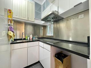 Shek Tong Tsui - Kwan Yick Building Phase 2 09