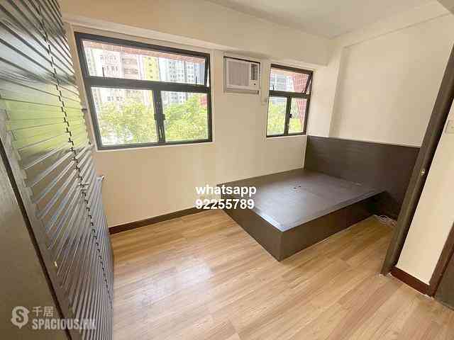 Sheung Wan - 76, Queen's Road West 02