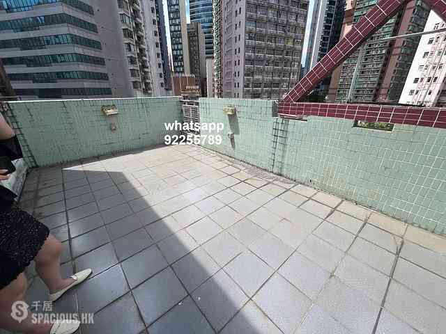 Sheung Wan - 76, Queen's Road West 08
