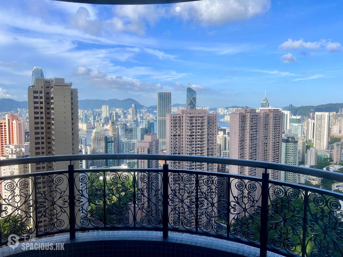 Mid Levels Central - Clovelly Court Block 1 01