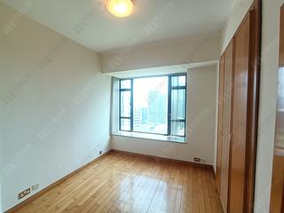 Mid Levels Central - Fairlane Tower 07