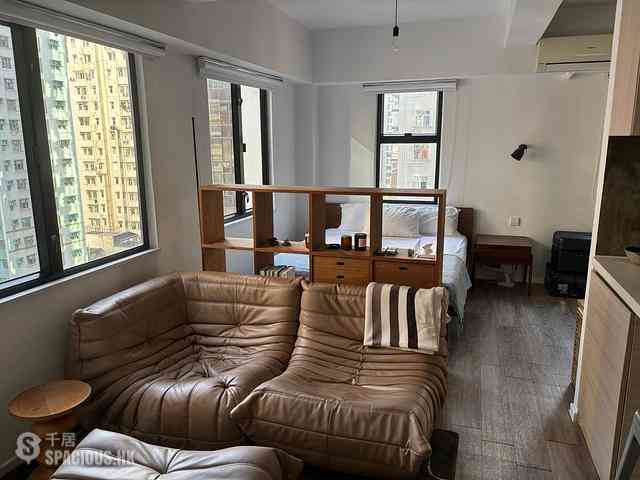 Sheung Wan - Curios Court 03