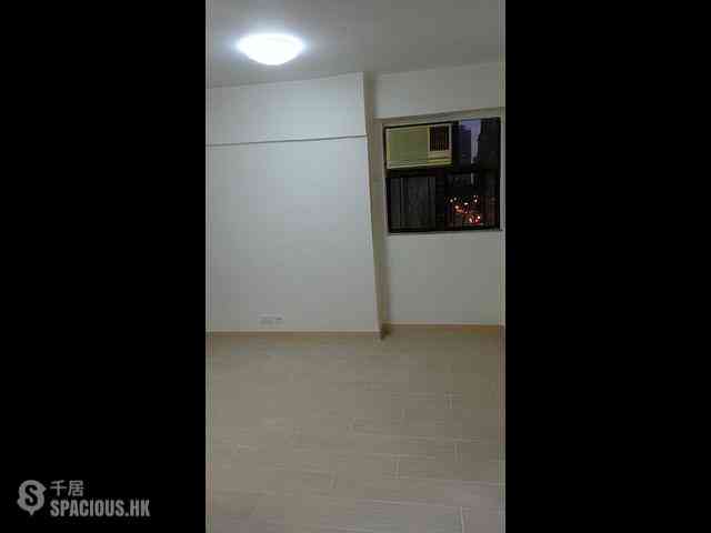 Kennedy Town - Luen Yau Apartments 03