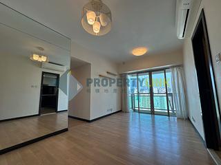 Sai Ying Pun - Centre Place 09