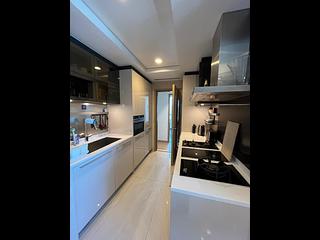Sham Shui Po - Cullinan West Phase 3 Cullinan West II Tower 3A 02