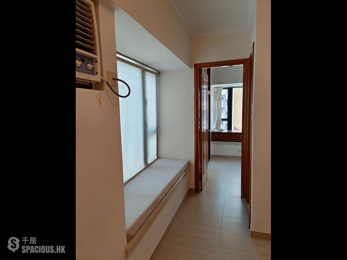Wan Chai - Cathay Lodge 01