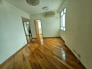 Sai Ying Pun - Golden Phoenix Court 02