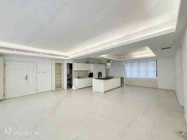 Wan Chai - Suncrest Tower 01