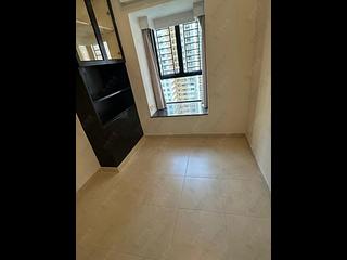 Mid Levels Central - Scenecliff Block 2 08