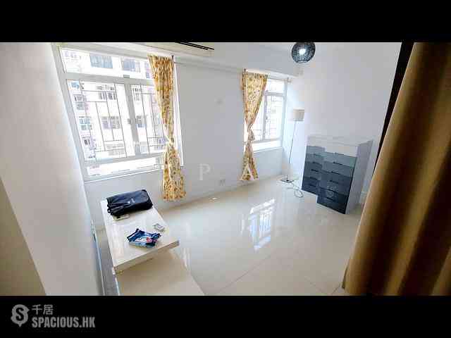 North Point - Bo Shing Court 01