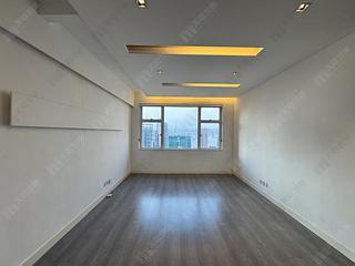 Mid Levels West - Parkway Court Block A 03
