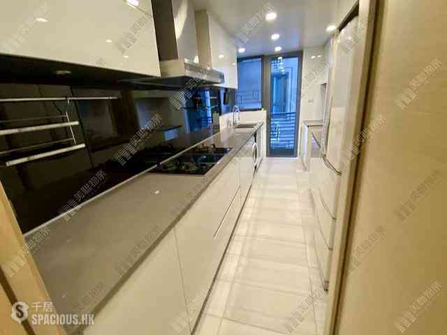 Pak Shek Kok - Providence Bay Phase 2 Providence Peak Tower 16 05