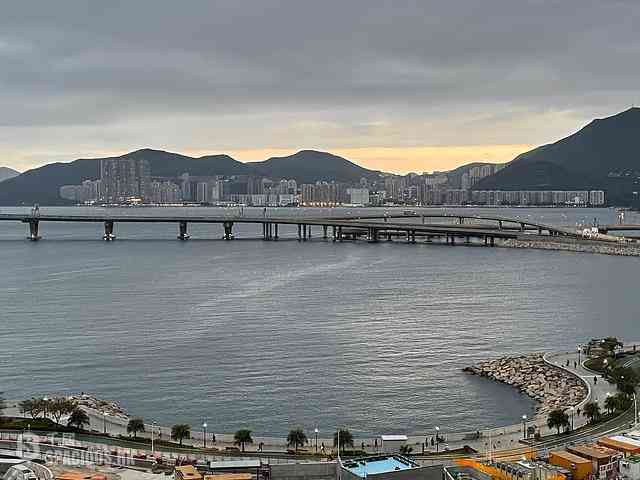 Tseung Kwan O - The Wings Ocean Wings Block 2 02