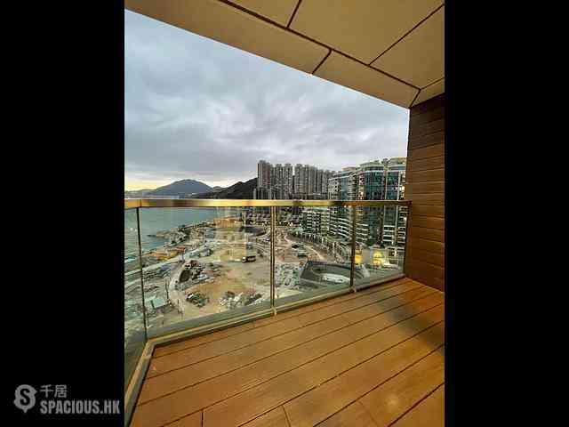 Tseung Kwan O - The Wings Ocean Wings Block 2 03