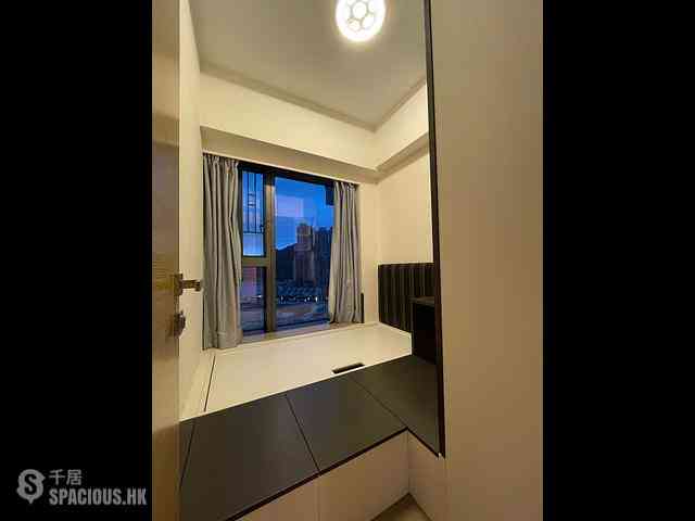 Tseung Kwan O - The Wings Ocean Wings Block 2 14