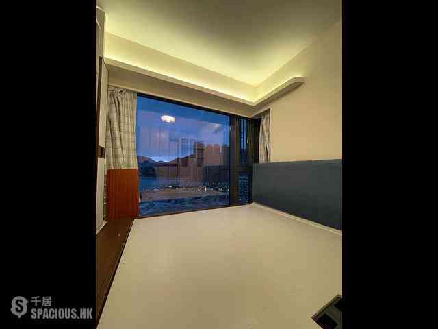 Tseung Kwan O - The Wings Ocean Wings Block 2 16