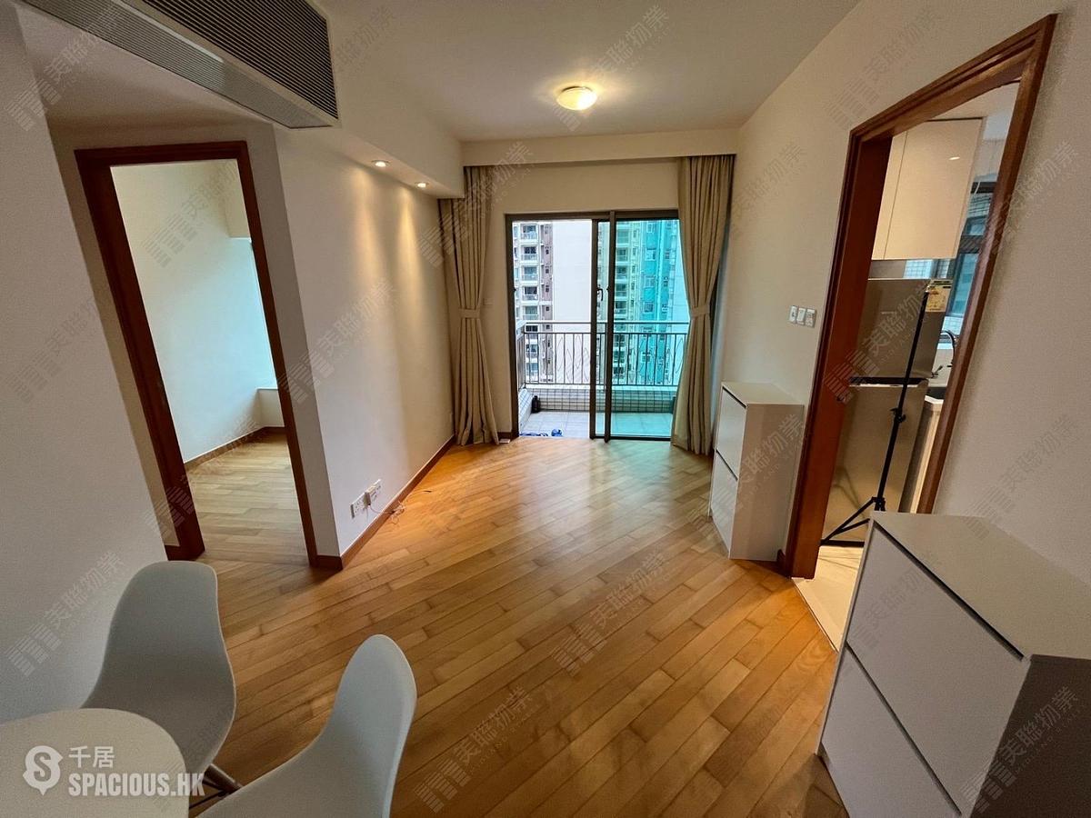 Wan Chai - The Zenith 01