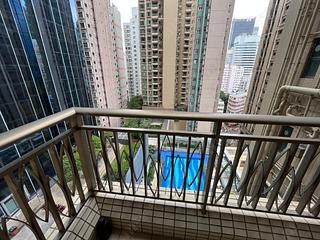 Wan Chai - The Zenith 04