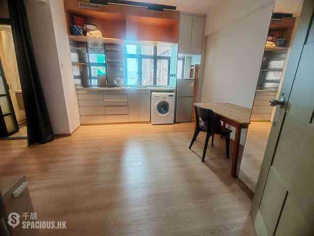 Kennedy Town - Hau Wo House 02
