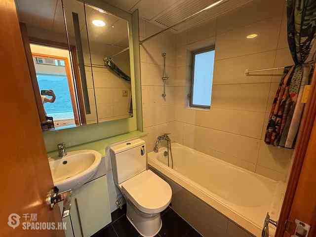Tung Chung - Coastal Skyline Phase 1 Block 3 04