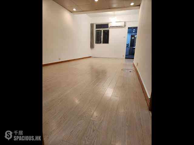 North Point - Tai Hing Building 07