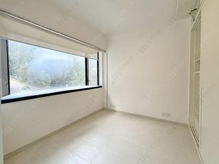 Wan Chai - Suncrest Tower 09
