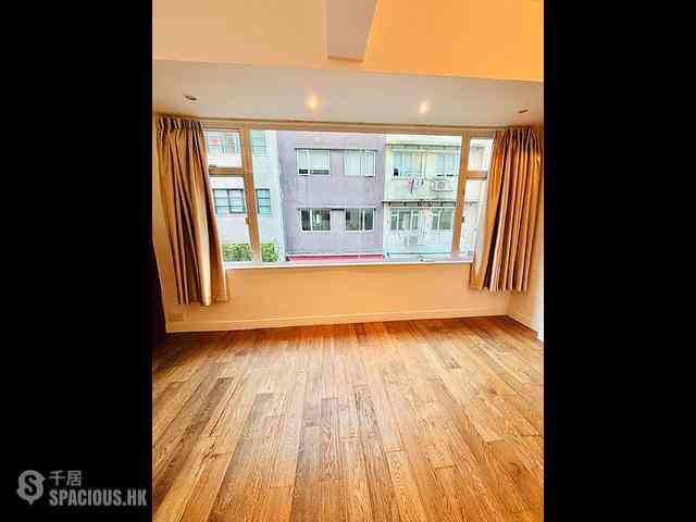 Poho - 44-46, Sai Street 05