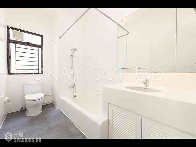 Pok Fu Lam - Pine Court 12