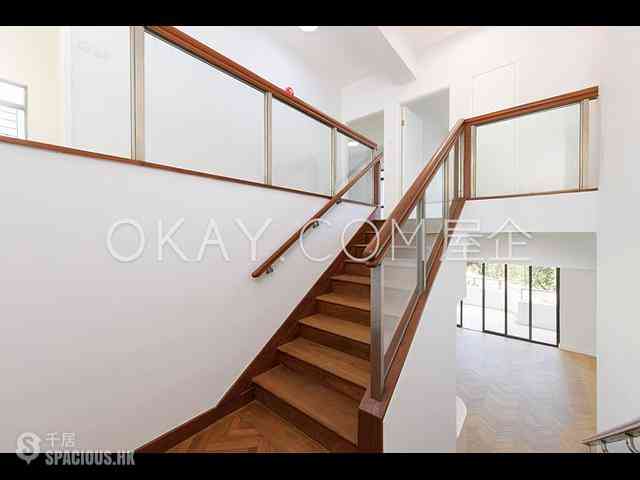 Pok Fu Lam - Pine Court 13