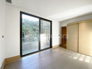The Peak - 7-15 Mount Kellett Road 08