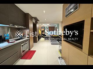 Sai Ying Pun - Golden Phoenix Court 07