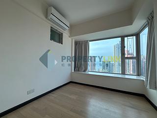 Sai Ying Pun - Centre Place 04