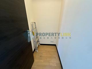 Sai Ying Pun - Centre Place 07