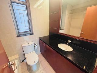 West Kowloon - Sorrento 03