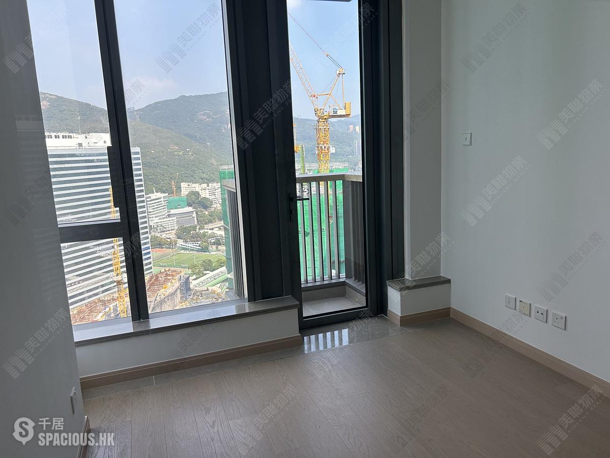 Wong Chuk Hang - The Southside Phase 2 La Marina 01