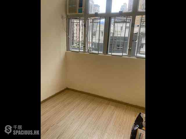 Wan Chai - Heung Hoi Mansion 04