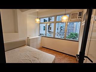 Poho - 206, Hollywood Road 04
