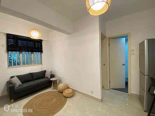 Sai Ying Pun - Wah Lee Building 02