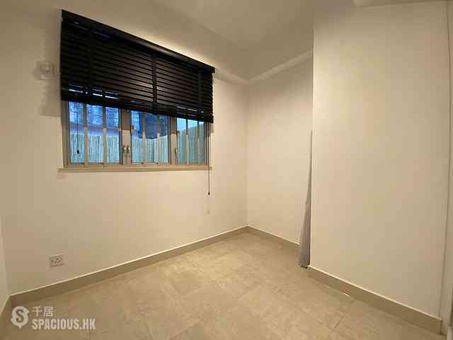 Sai Ying Pun - Wah Lee Building 03