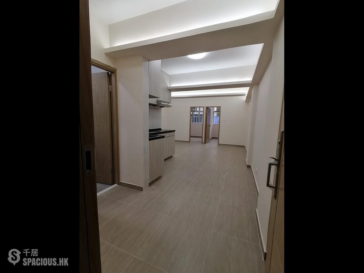 Kennedy Town - Tung Hing Mansion 01