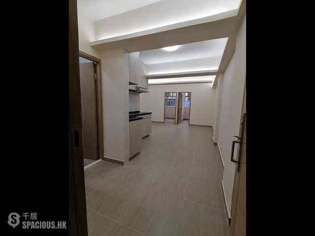 Kennedy Town - Tung Hing Mansion 01