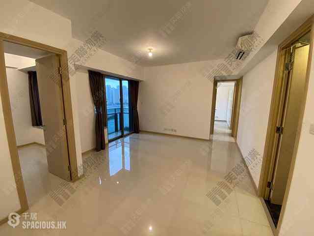 Tsuen Wan - Ocean Pride Phase 3 Block 10 02