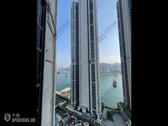 Tsuen Wan - Ocean Pride Phase 3 Block 10 09