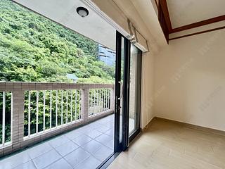 Mid Levels West - Realty Gardens 02