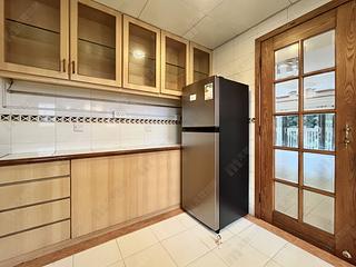 Mid Levels West - Realty Gardens 17