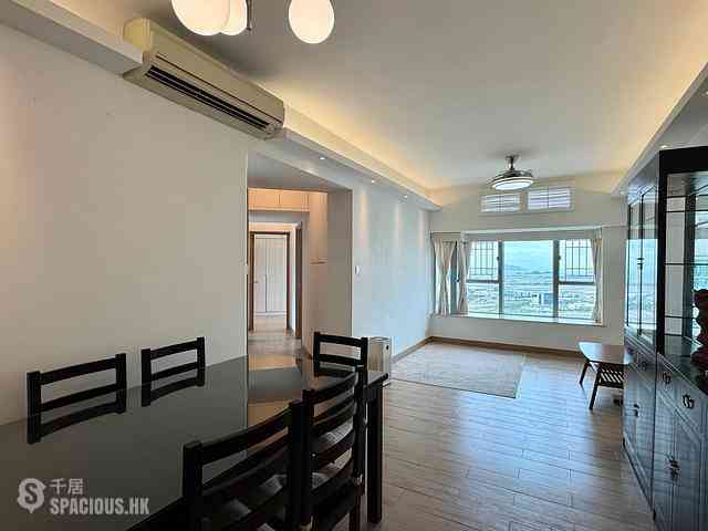 Tung Chung - Coastal Skyline Phase 1 Block 5 02