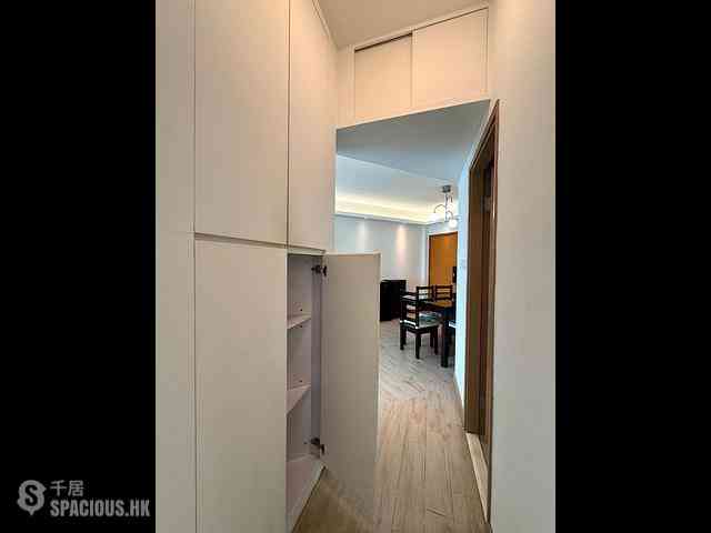 Tung Chung - Coastal Skyline Phase 1 Block 5 10