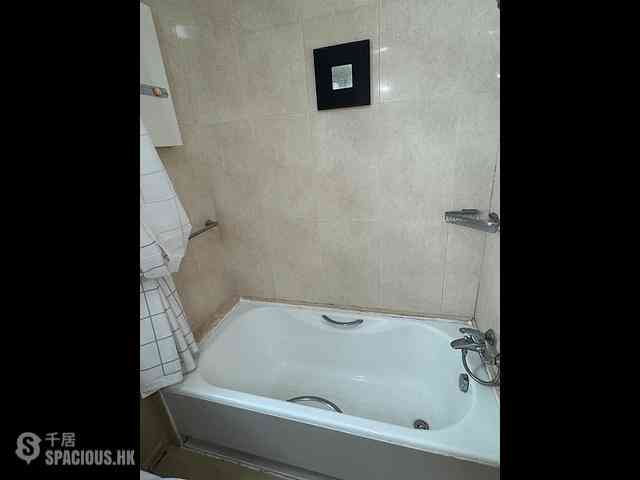 Tung Chung - Seaview Crescent Block 1 19