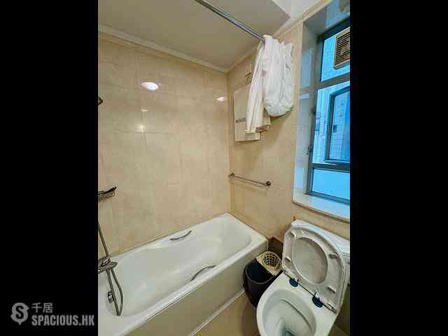 Tung Chung - Seaview Crescent Block 1 09